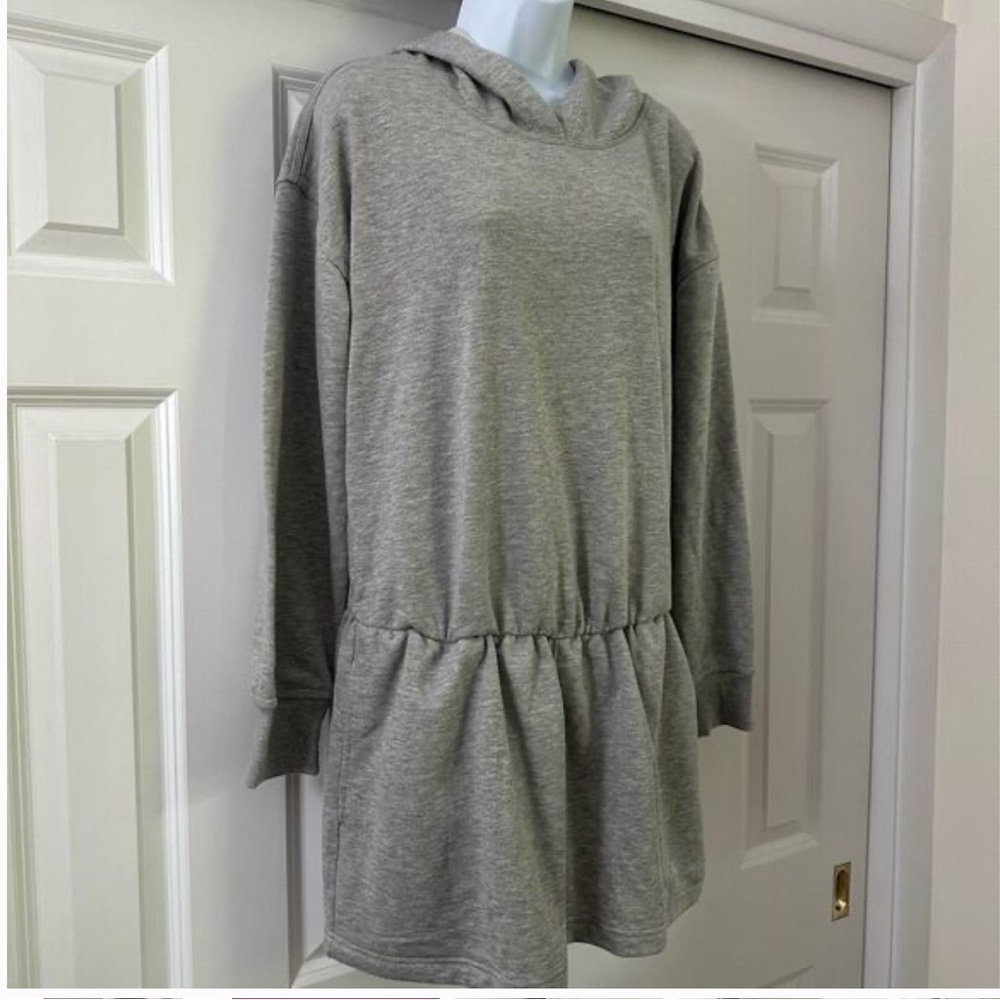 BNWOT Free People Movement Such a Flirt Hooded Romper - Picture 5 of 8